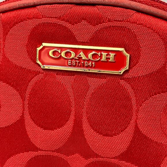 COACH x Estee Lauder Limited Edition Red Makeup Bag - Picture 2 of 8